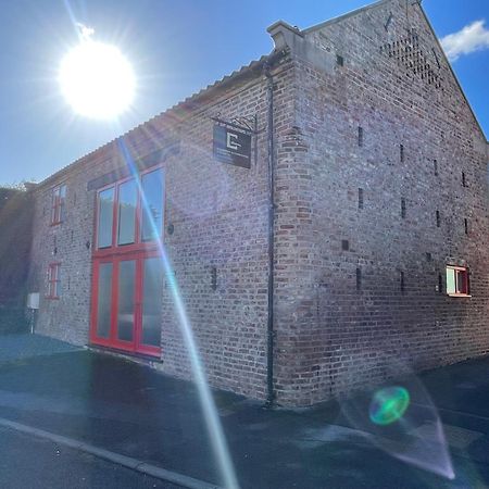 C Farmhouse Accommodation Alne Exterior photo